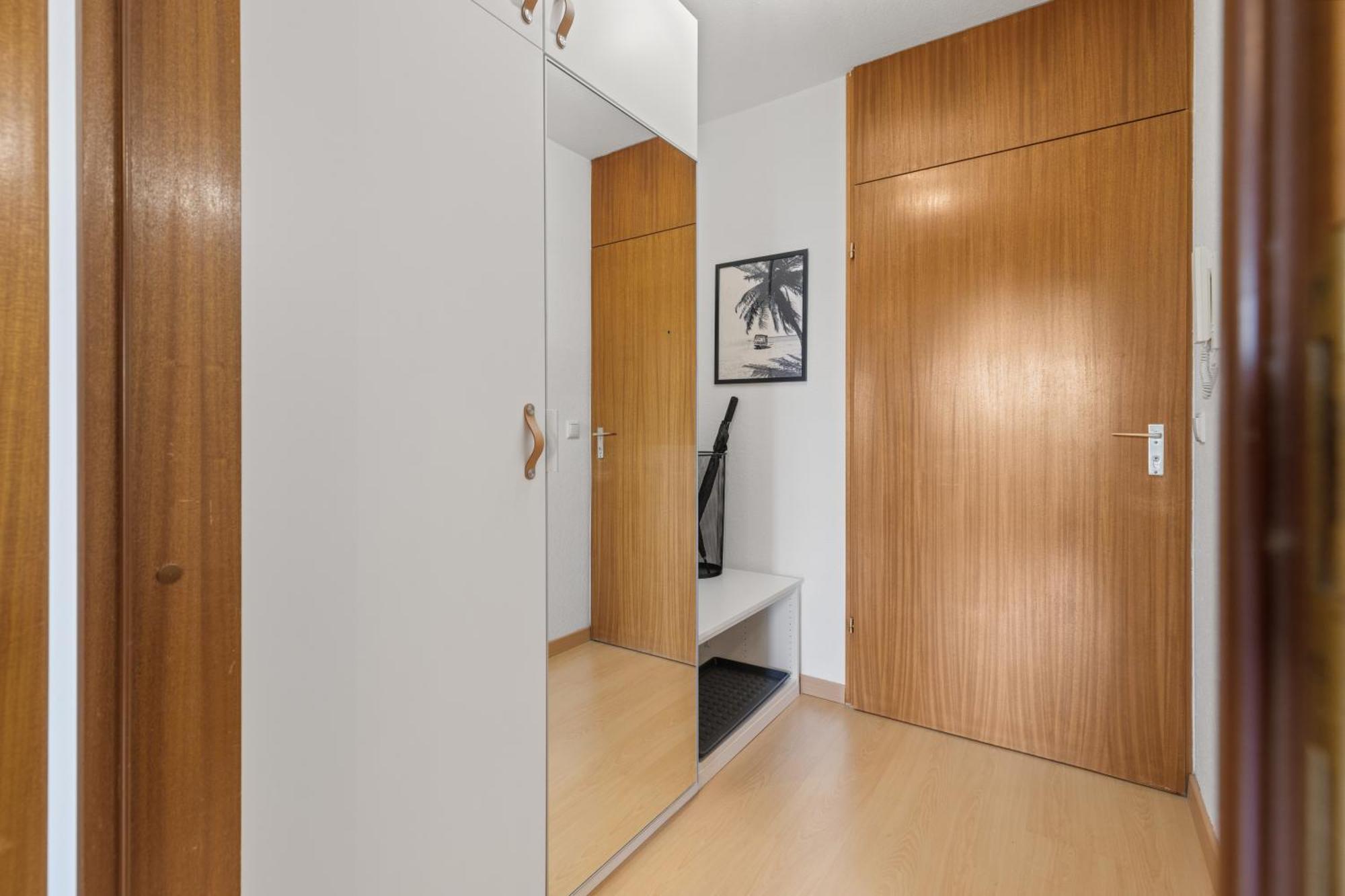 Sonniges City-Apartment Mit Suedbalkon Und Parklatz Neusass Bagian luar foto